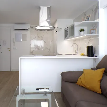 Moderno Con Piscina Y Bicicletas Gratis * Benidorm